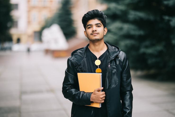scholarship programs India